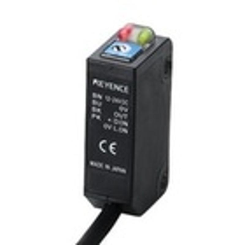 Keyence-Square Reflective M8 Connector Type, PNP , SKU : PZ-M72P